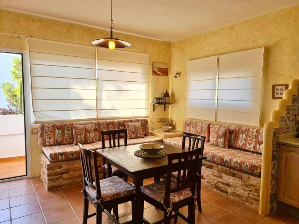 Apartamentos Rex Con 2 Camere Da Letto Es Pujols Exterior foto